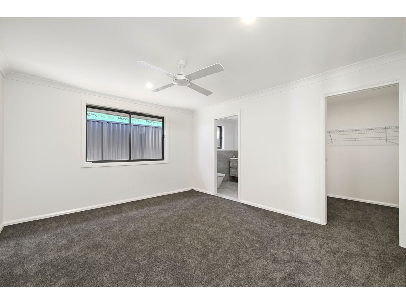 9 Scott Street, Thrumster NSW 2444