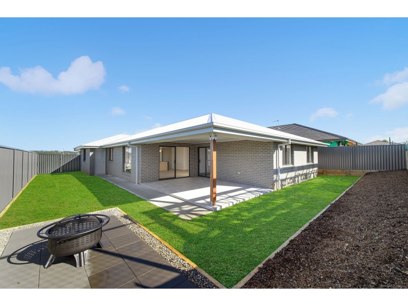 9 Scott Street, Thrumster NSW 2444