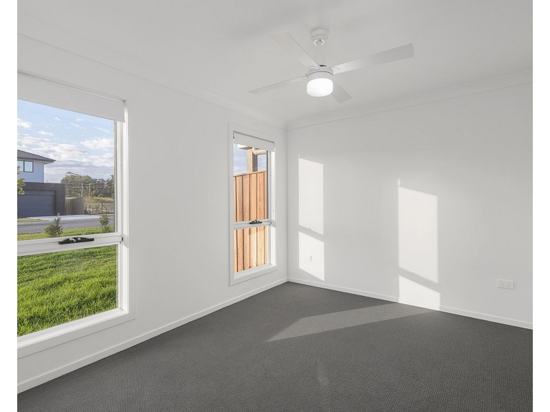 12 Day Circuit, Thrumster NSW 2444