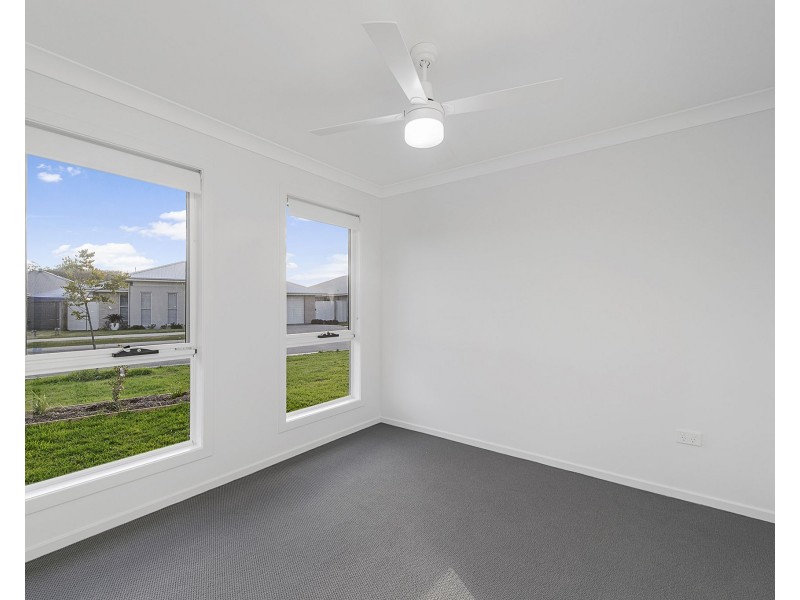 12 Day Circuit, Thrumster NSW 2444