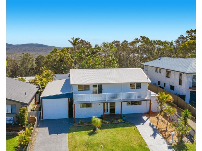 31 Cathie Circuit, Lake Cathie NSW 2445