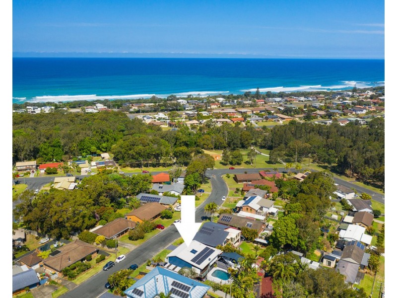 31 Cathie Circuit, Lake Cathie NSW 2445