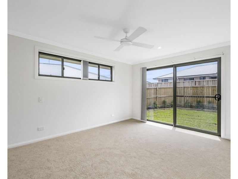 18 Pountney Avenue, Thrumster NSW 2444