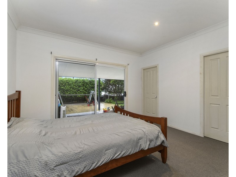 6 Aqua Crescent, Lake Cathie NSW 2445