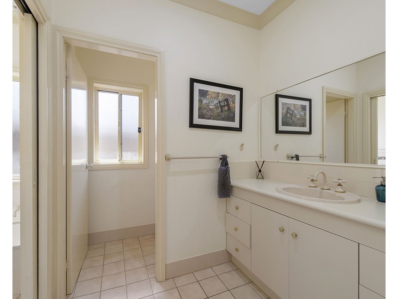 221 Matthew Flinders Drive, Port Macquarie NSW 2444
