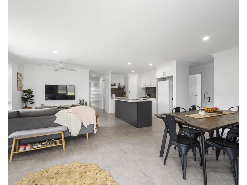 3 Lycett Street, Thrumster NSW 2444