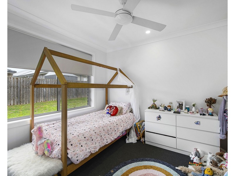 3 Lycett Street, Thrumster NSW 2444