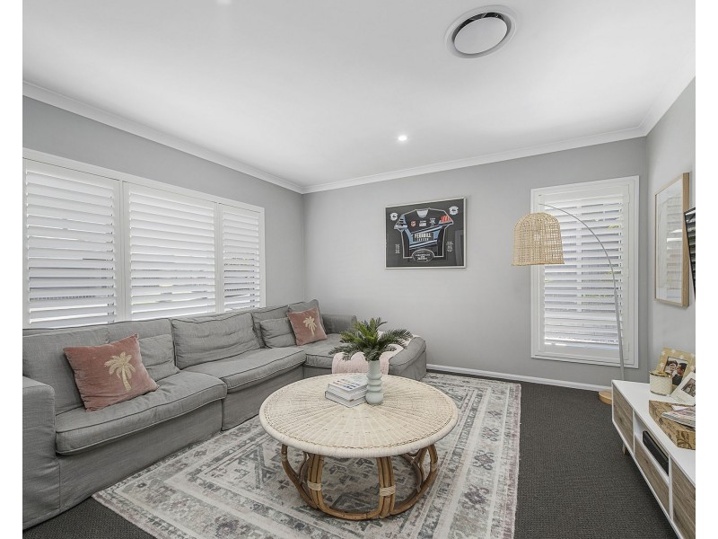 17 Pountney Avenue, Thrumster NSW 2444