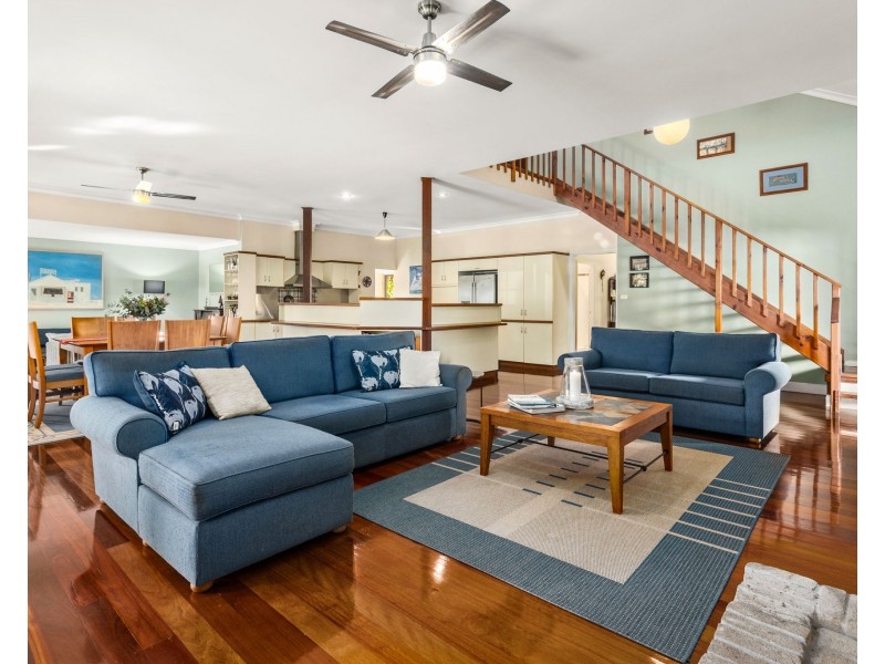 811 Beranghi Road, Crescent Head NSW 2440