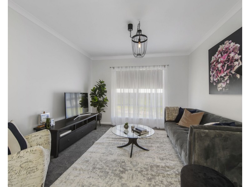 16 Scott Street, Thrumster NSW 2444