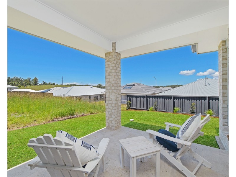 16 Scott Street, Thrumster NSW 2444