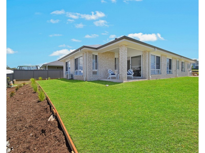 16 Scott Street, Thrumster NSW 2444