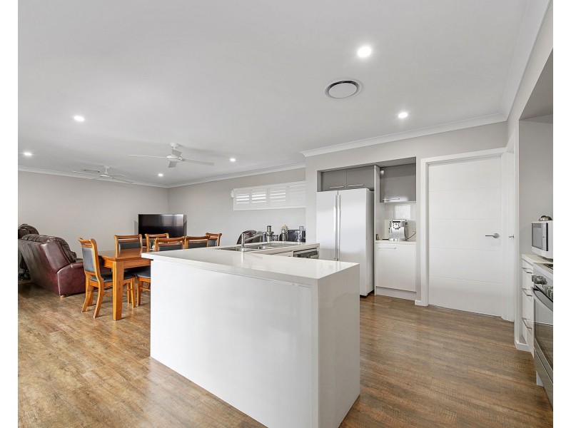 7 Meehan Street, Thrumster NSW 2444