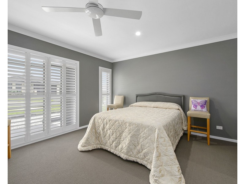 7 Meehan Street, Thrumster NSW 2444