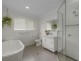 8 Hampton Court, Port Macquarie NSW 2444