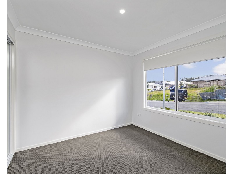 4A Assembly Close, Thrumster NSW 2444