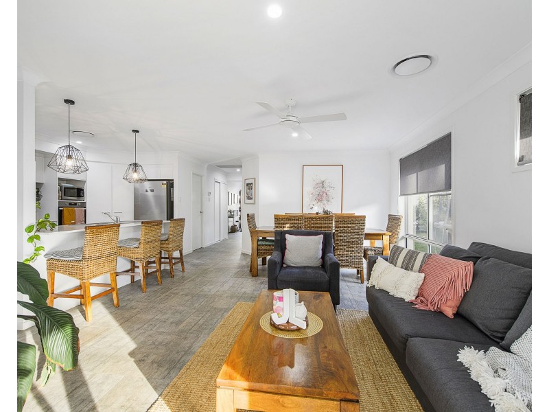 7 Ella Close, Bonny Hills NSW 2445