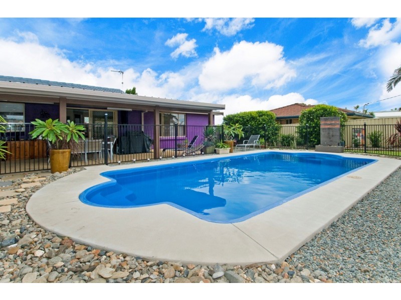 2 Miala Street, Lake Cathie NSW 2445