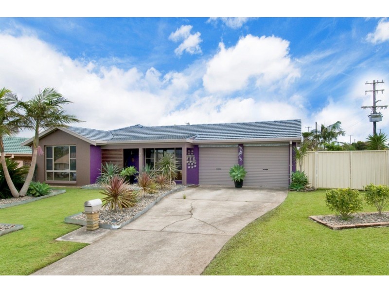 2 Miala Street, Lake Cathie NSW 2445
