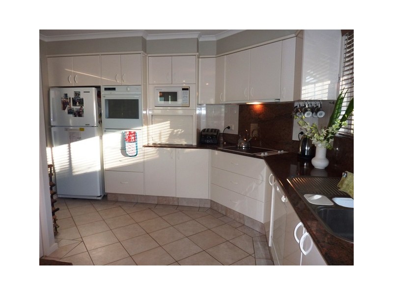 2/4 Stewart Street, Port Macquarie NSW 2444