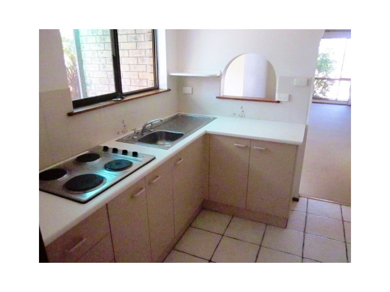 2/17 Watonga Street, Port Macquarie NSW 2444