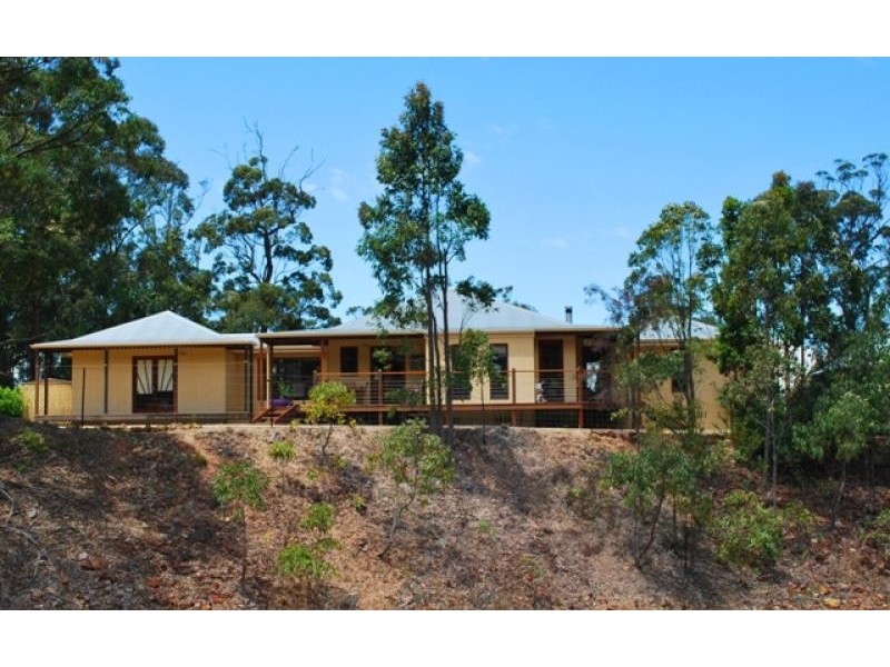 289 Long Point Drive, Lake Cathie NSW 2445