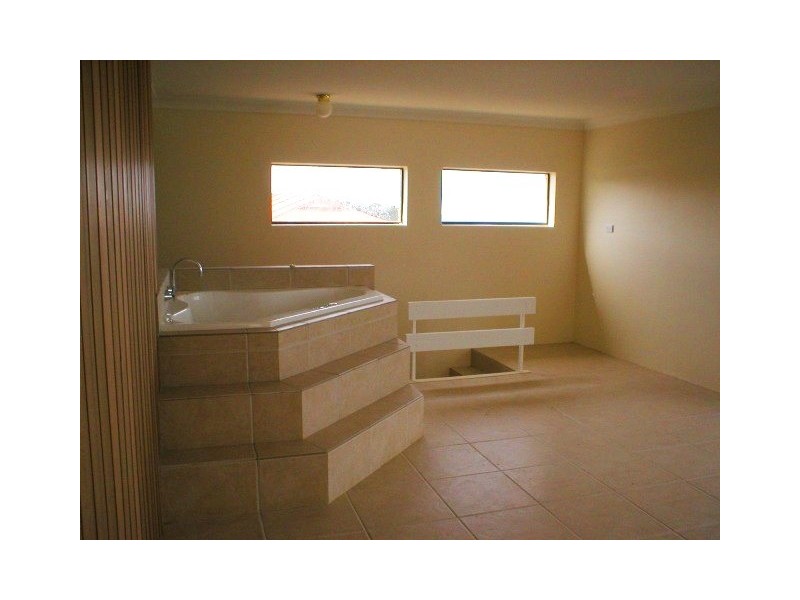 9/11 Everard Street, Port Macquarie NSW 2444