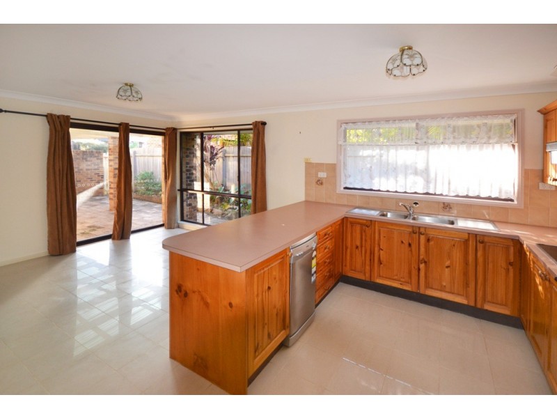 6 Lady Elliot Court, Port Macquarie NSW 2444