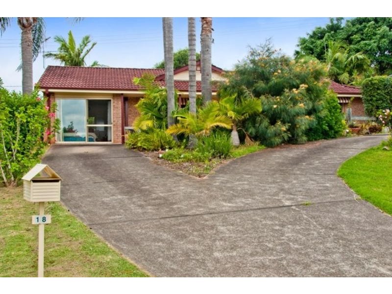 18 GRACE CLOSE, Port Macquarie NSW 2444
