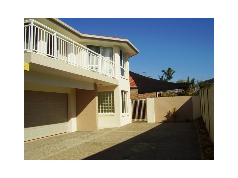 2/9 Granite Street, Port Macquarie NSW 2444