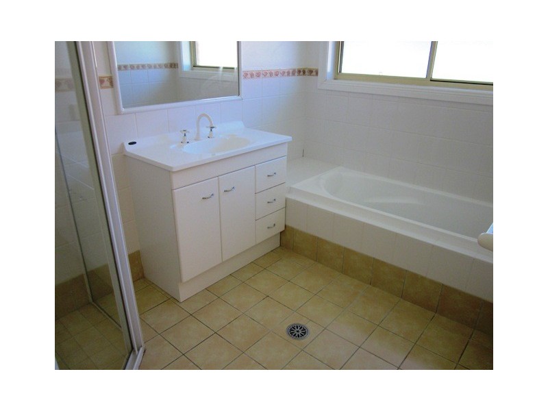 24 Genoa Close, Port Macquarie NSW 2444