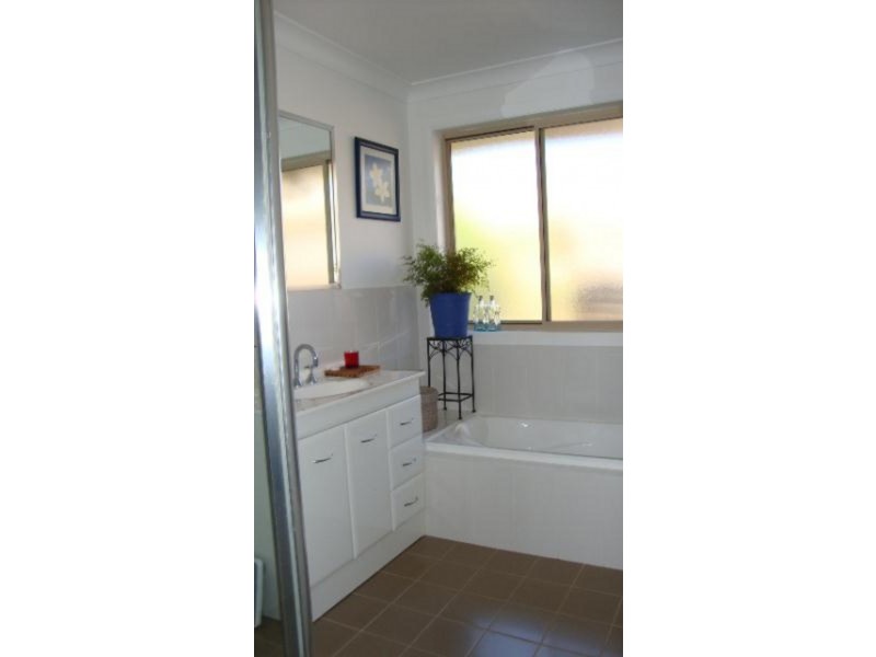 6 HILLCREST AVENUE, Port Macquarie NSW 2444