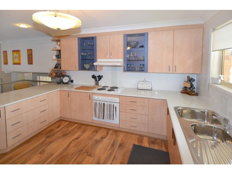 8 Hampton Court, Port Macquarie NSW 2444