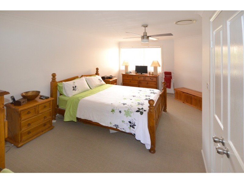 8 Hampton Court, Port Macquarie NSW 2444