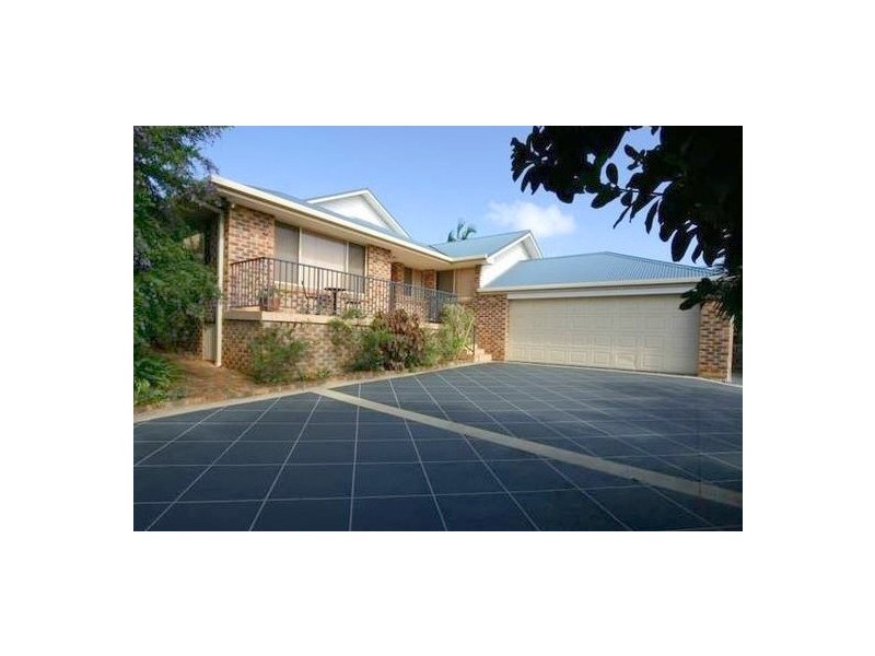 8 Hampton Court, Port Macquarie NSW 2444