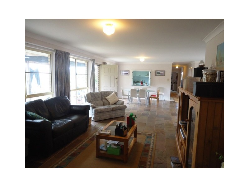 2  Kerrabee Close, Port Macquarie NSW 2444