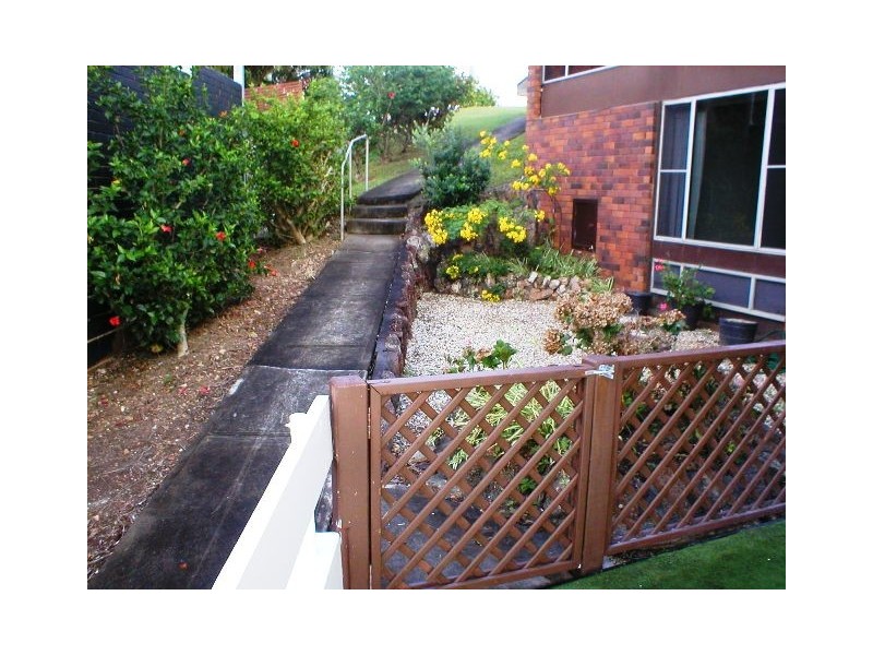 2/20 Vendul Crescent, Port Macquarie NSW 2444