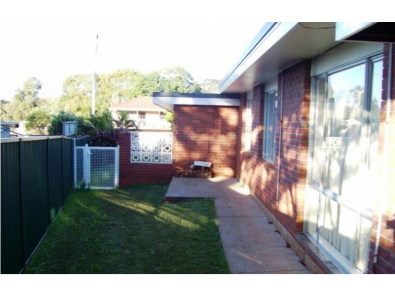 8 WILLOW PLACE, Port Macquarie NSW 2444