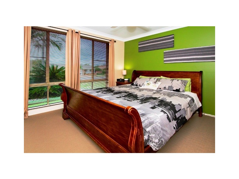 2 Miala Street, Lake Cathie NSW 2445