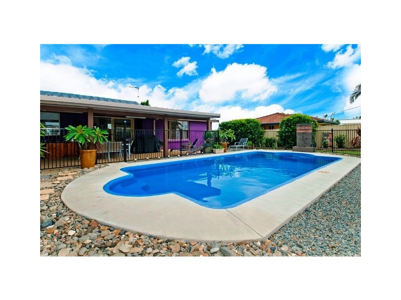 2 Miala Street, Lake Cathie NSW 2445