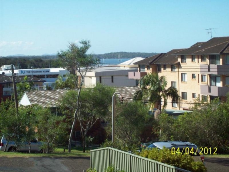 2/26 WAUGH STREET, Port Macquarie NSW 2444