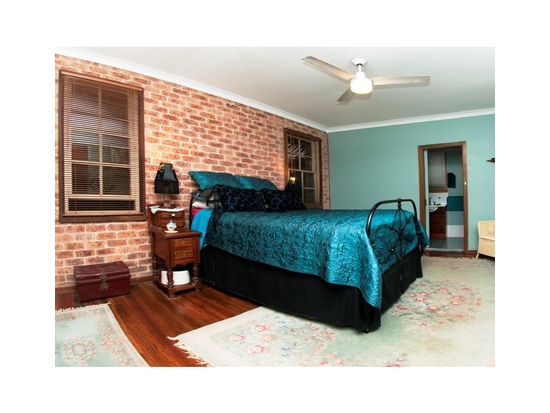 8 Cairncross Place, Port Macquarie NSW 2444