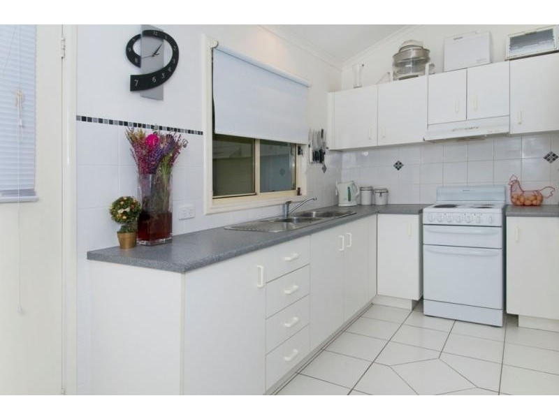 25 Lake Innes Drive, Port Macquarie NSW 2444