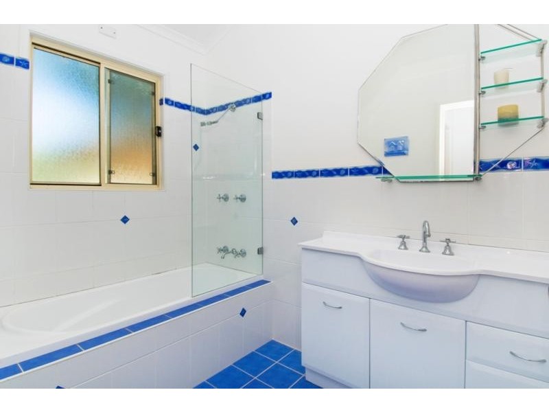 25 Lake Innes Drive, Port Macquarie NSW 2444