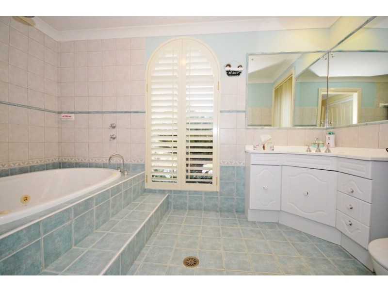 42 Jonas Absalom Drive, Port Macquarie NSW 2444