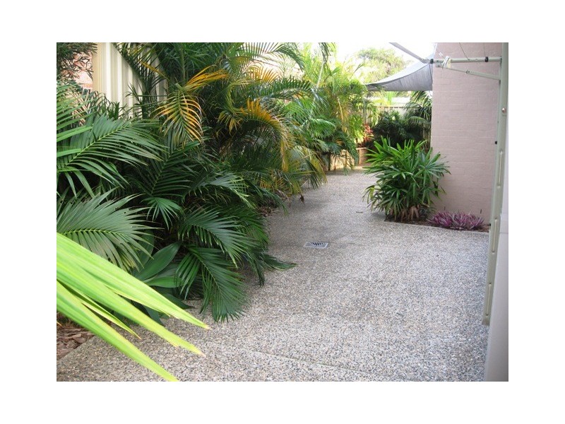 2/9 Granite Street, Port Macquarie NSW 2444