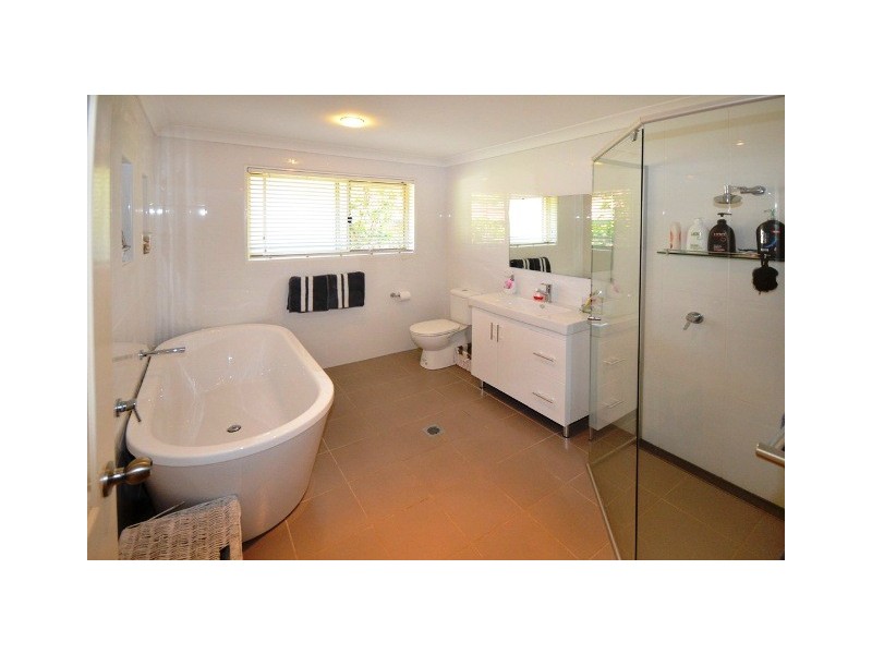 8 Hampton Court, Port Macquarie NSW 2444