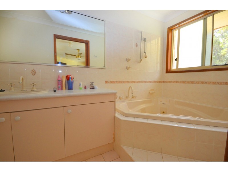 58 Tall Timber Road, Lake Innes NSW 2446