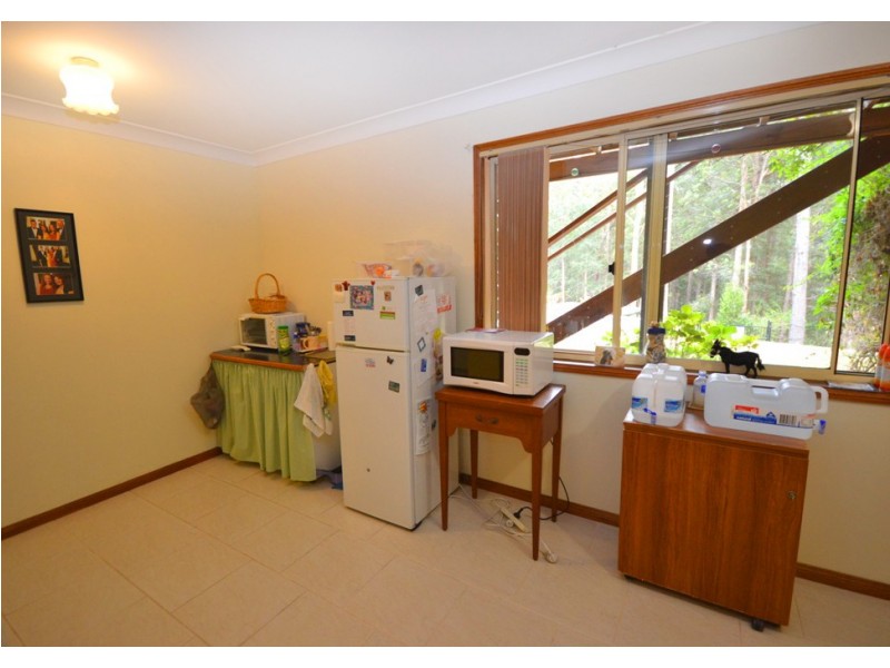 58 Tall Timber Road, Lake Innes NSW 2446