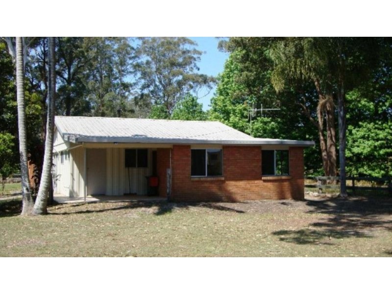 70 RIVERSIDE DRIVE, North Shore NSW 2444